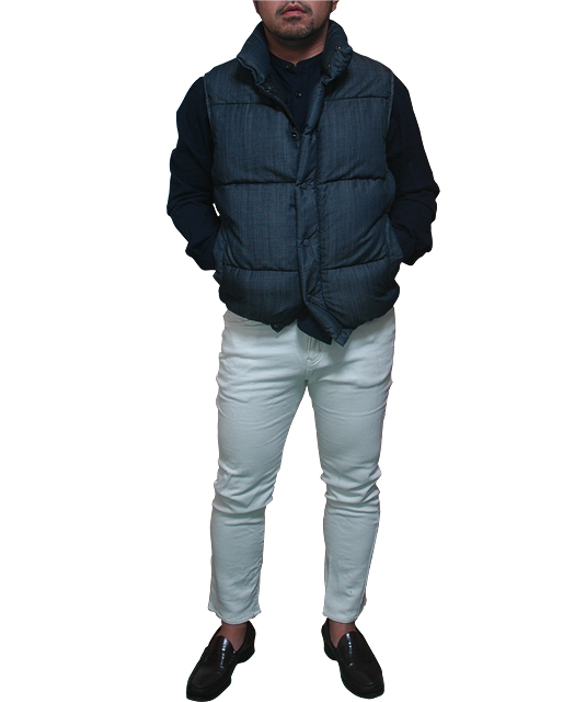 ユニクロスタンドカラーシャツコーデ