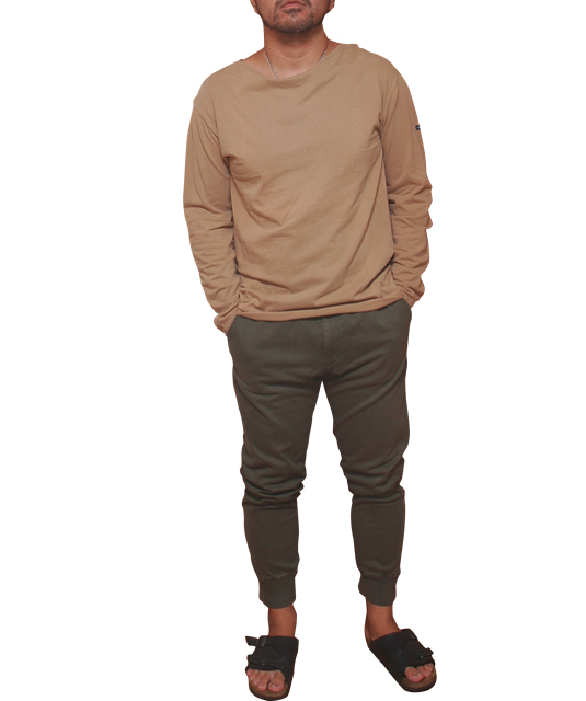 アースカラーコーデ