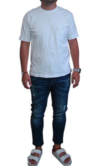 ユニクロビック白T